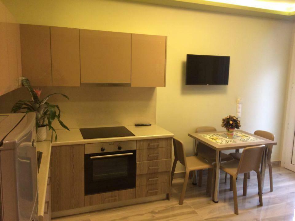 Luxury Apartments Near To The Beach Плакиас Экстерьер фото
